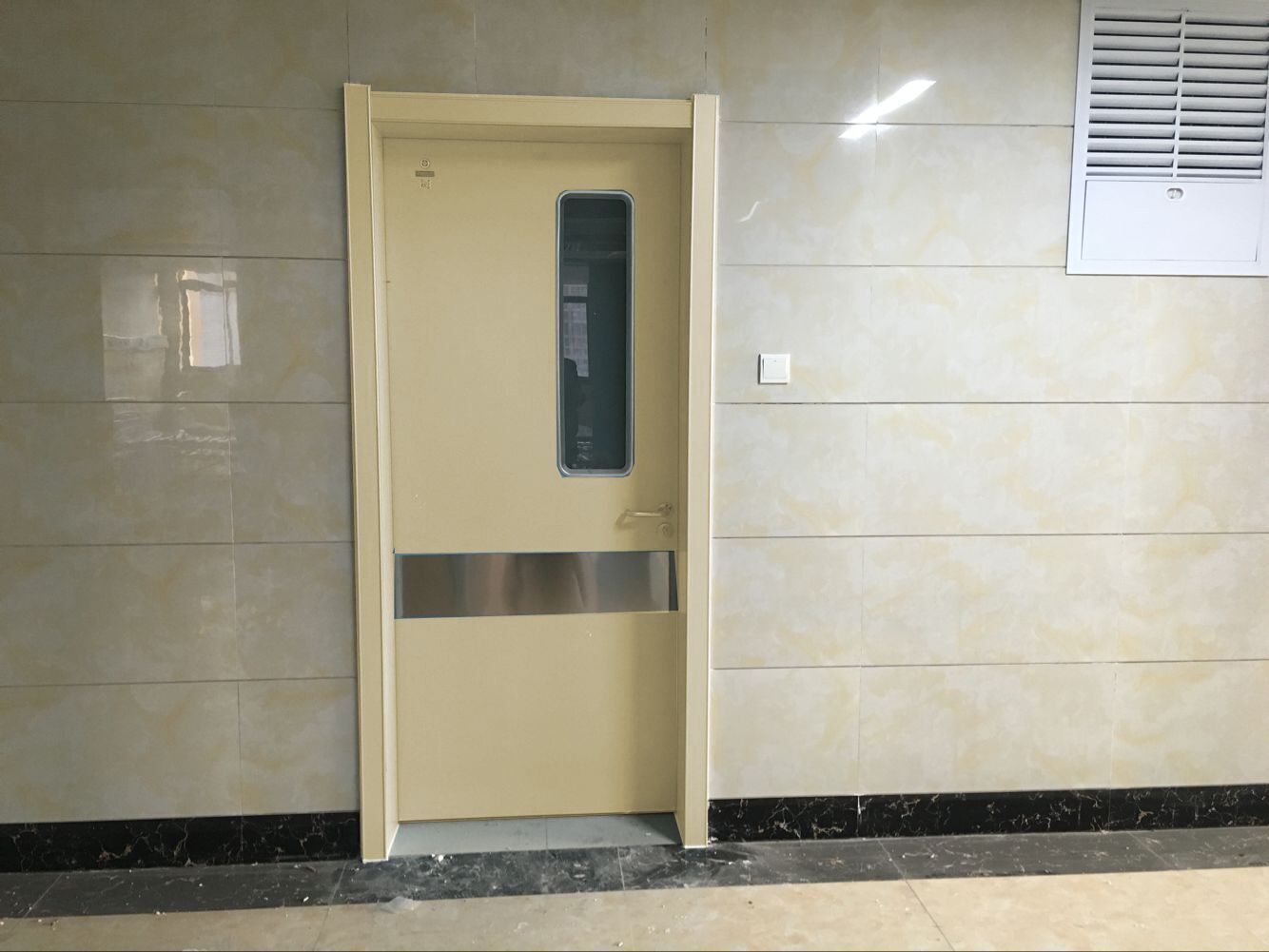 豪森醫(yī)院專用門產品的四大特點列舉分類